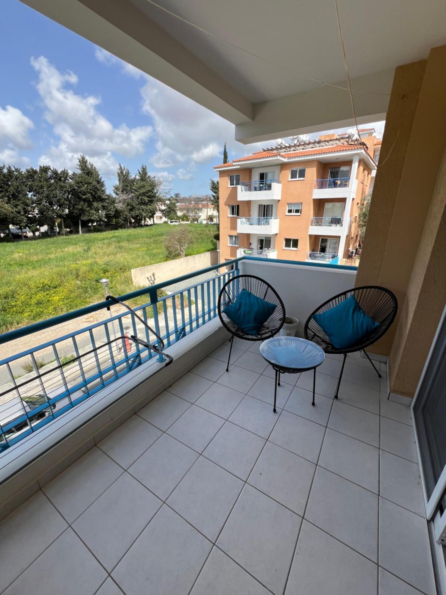 Iris Village Grand Apartment Paphos Esterno foto