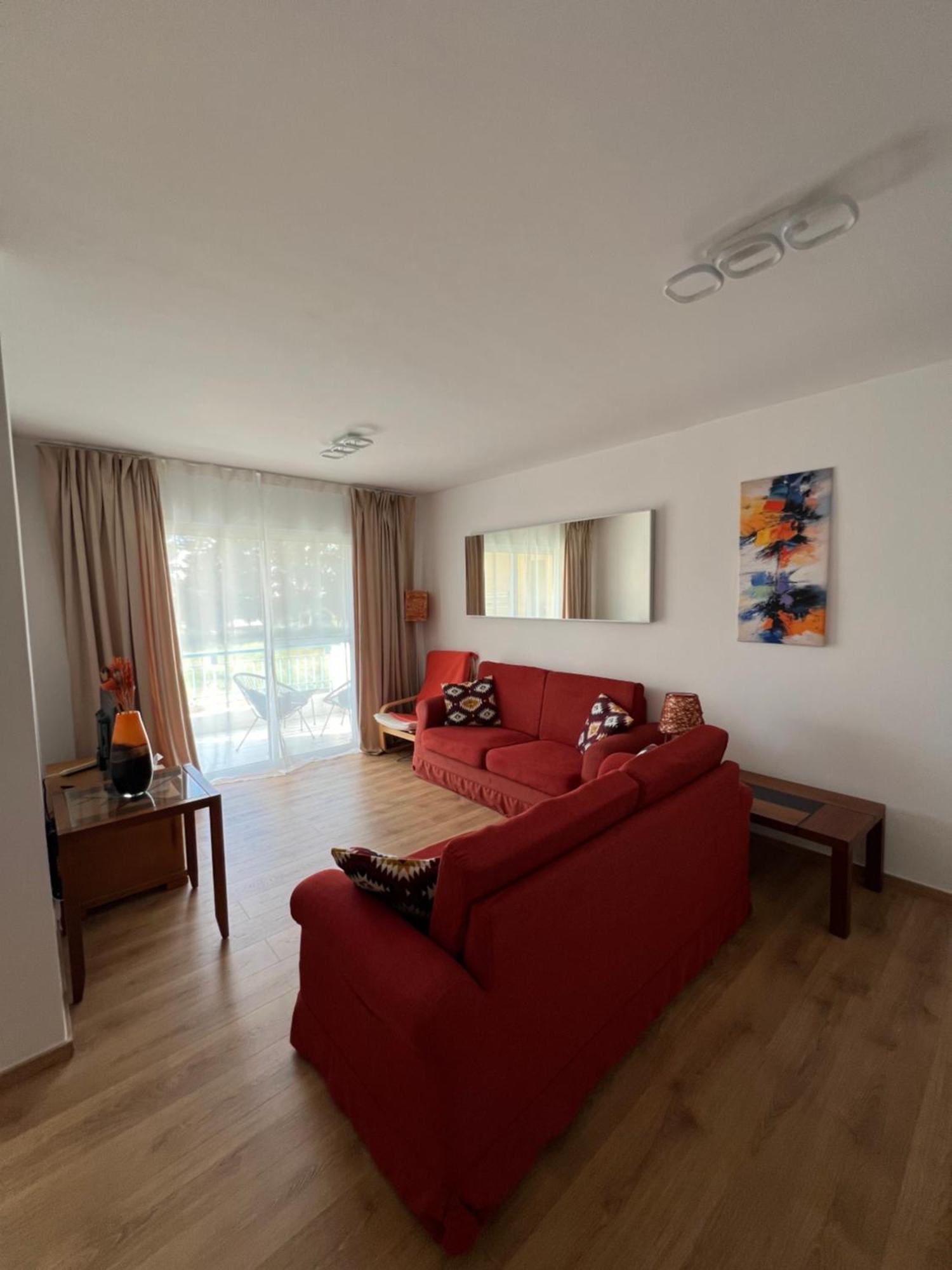 Iris Village Grand Apartment Paphos Esterno foto